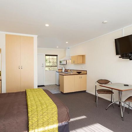 The Park Motel Motueka Bagian luar foto