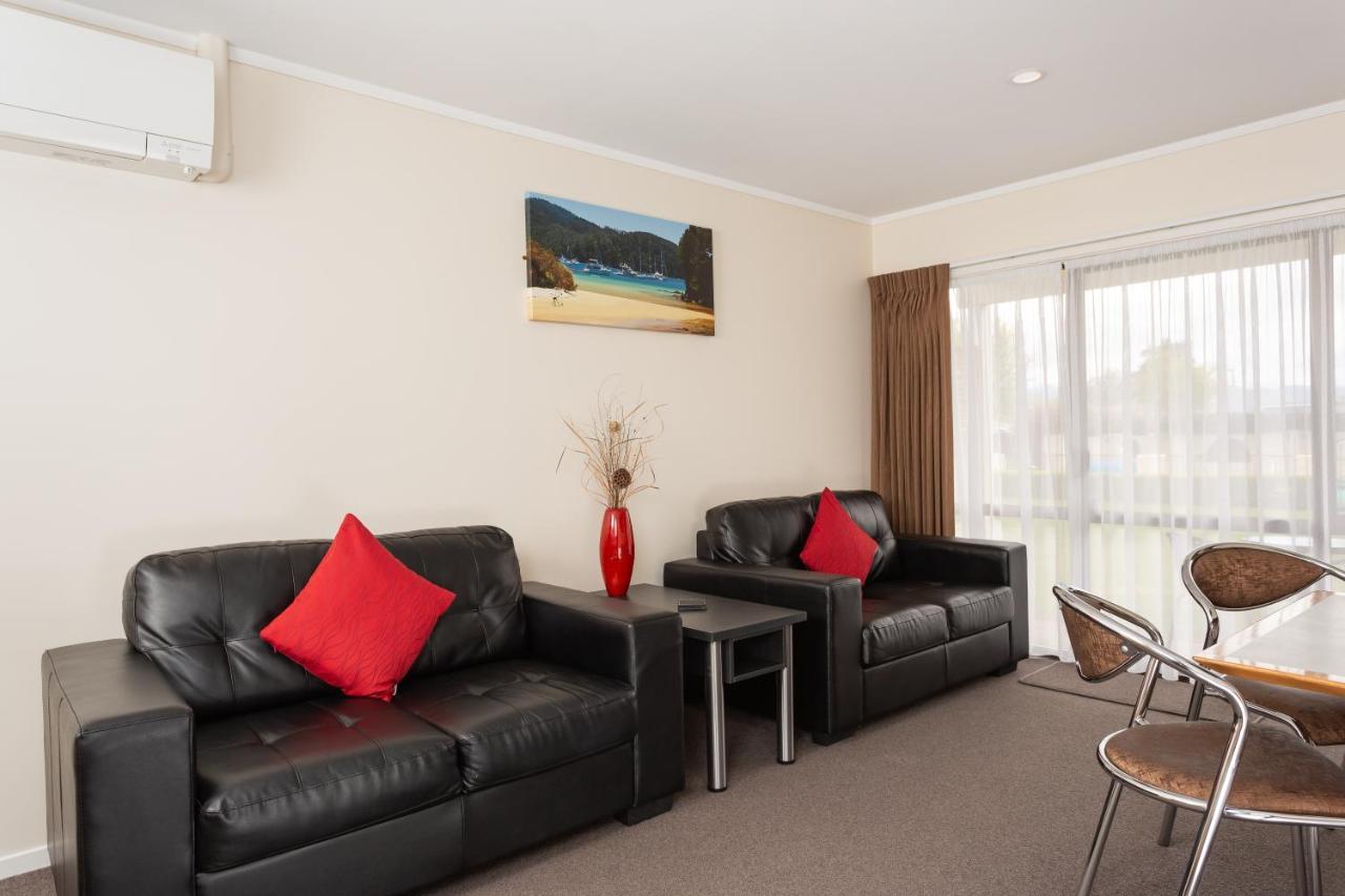 The Park Motel Motueka Bagian luar foto