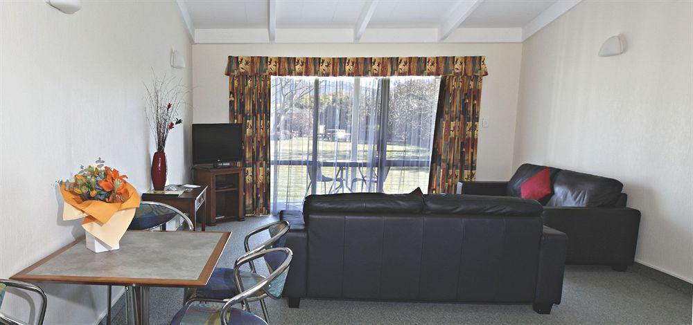 The Park Motel Motueka Bagian luar foto